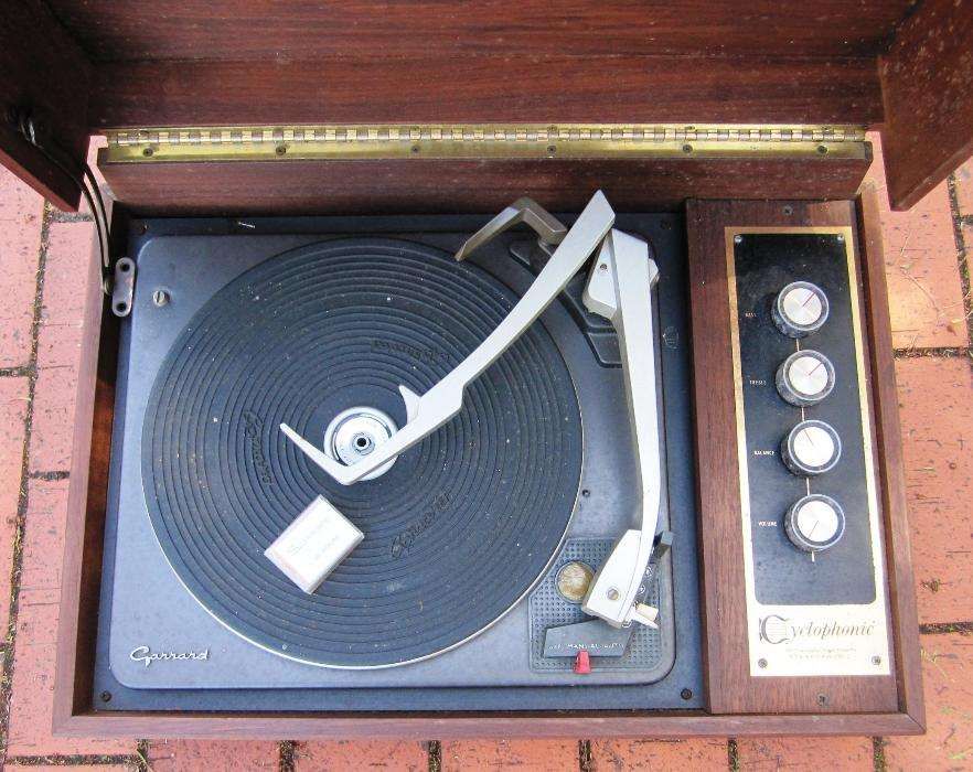 Giradiscos GARRARD Cyclophonic