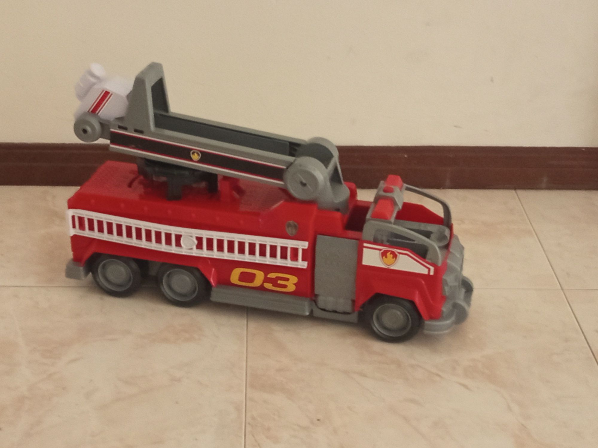 Patrulha pata carro dos bombeiros