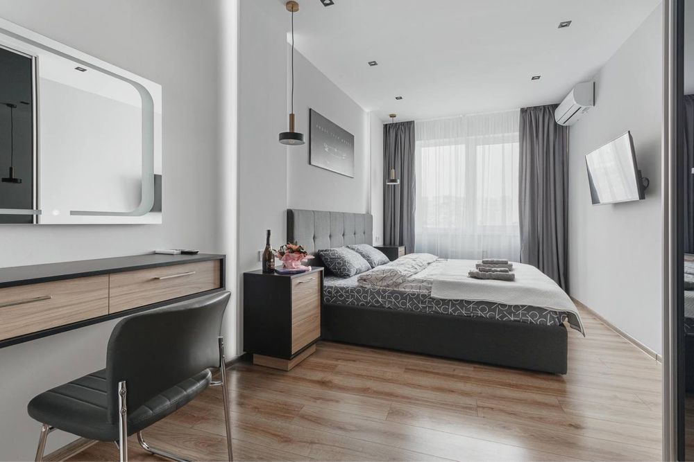 16 Flor!Grey Apartment with 2 rooms in Arcadia
