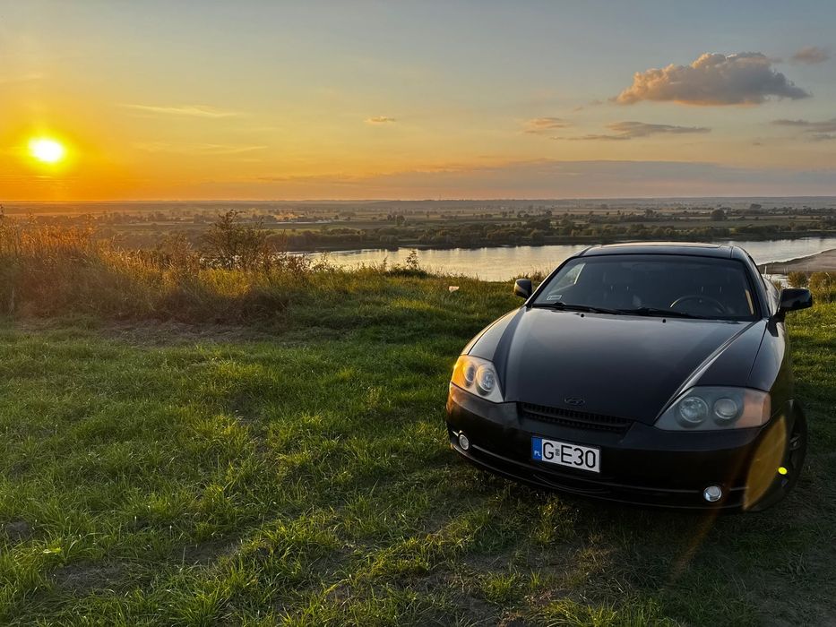 Hyundai Coupe Hyundai Tiburon / Coupe 2.7 V6