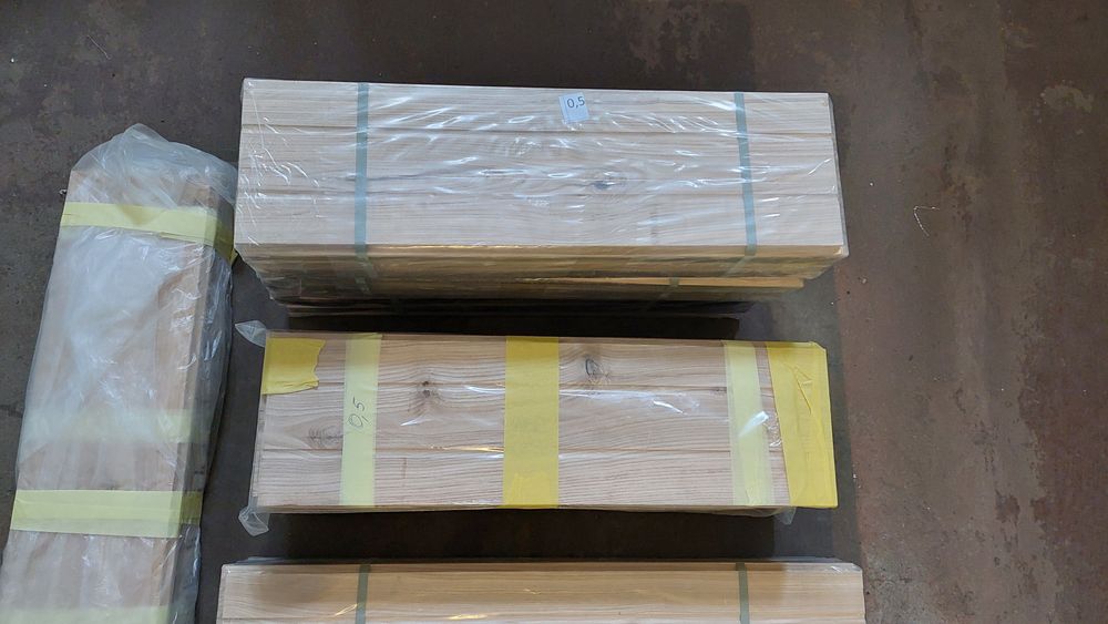 Паркет масив ясен 15 кв. м, новий.