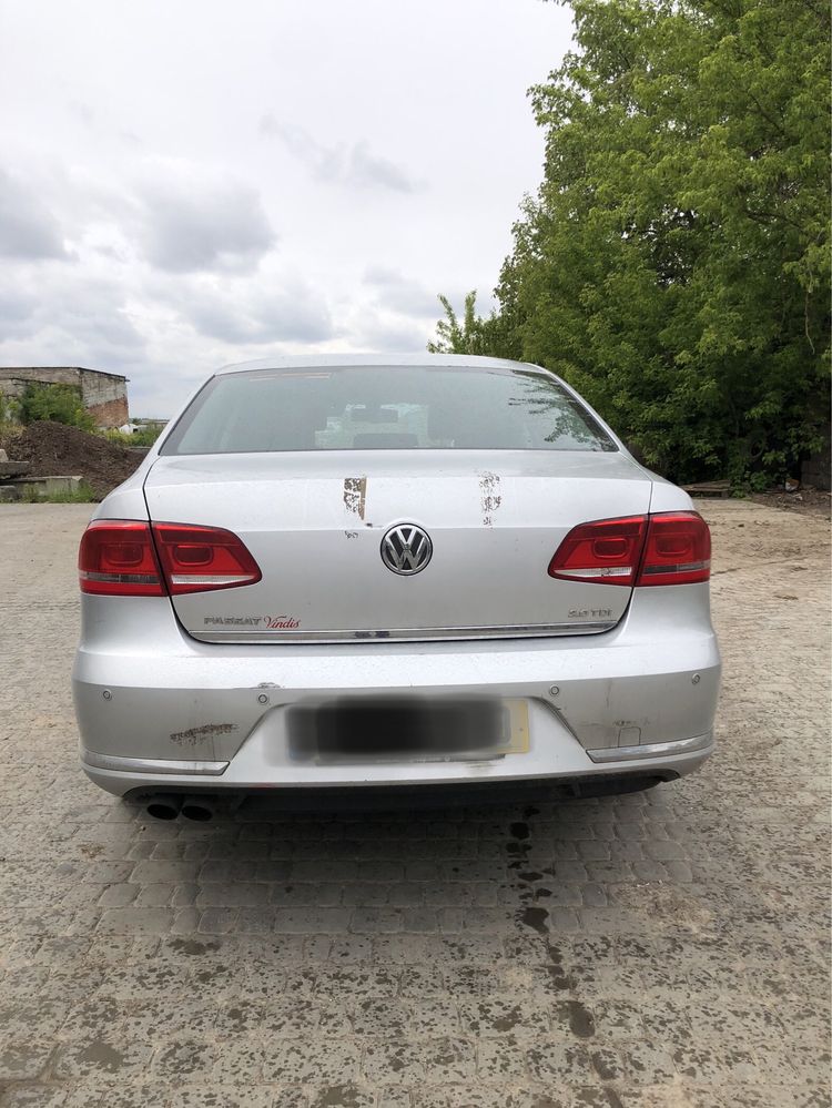 Кришка багажника Volkswagen Passat B7 Пасат Б7 2.0 ТДІ 2010-2015 року