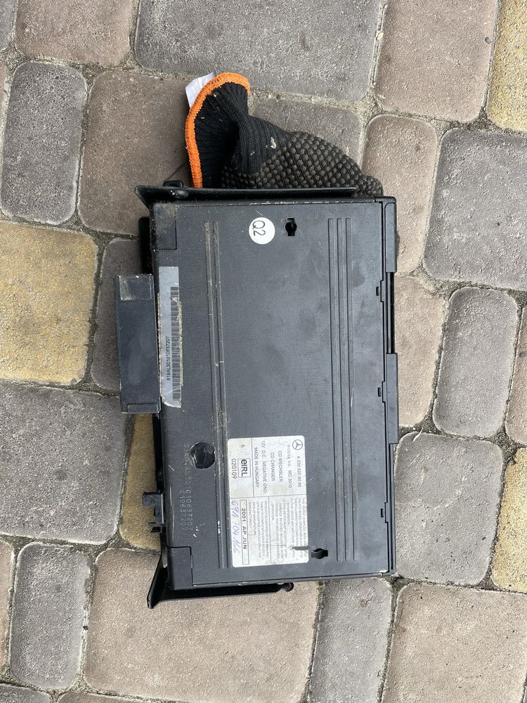 Cd-чейнджер mb c-class w203 A2038209089 Mercedes