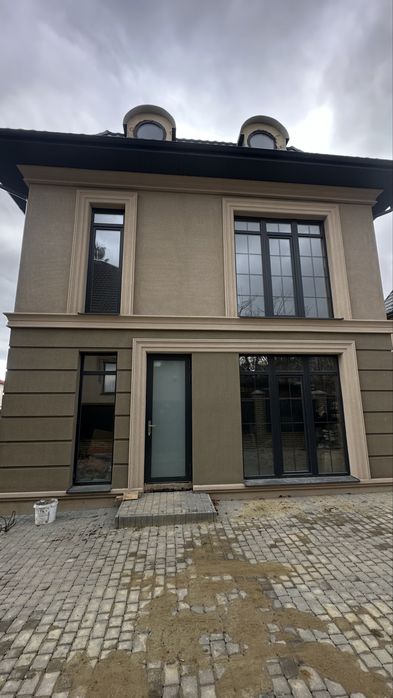 Продається  котедж в Місті