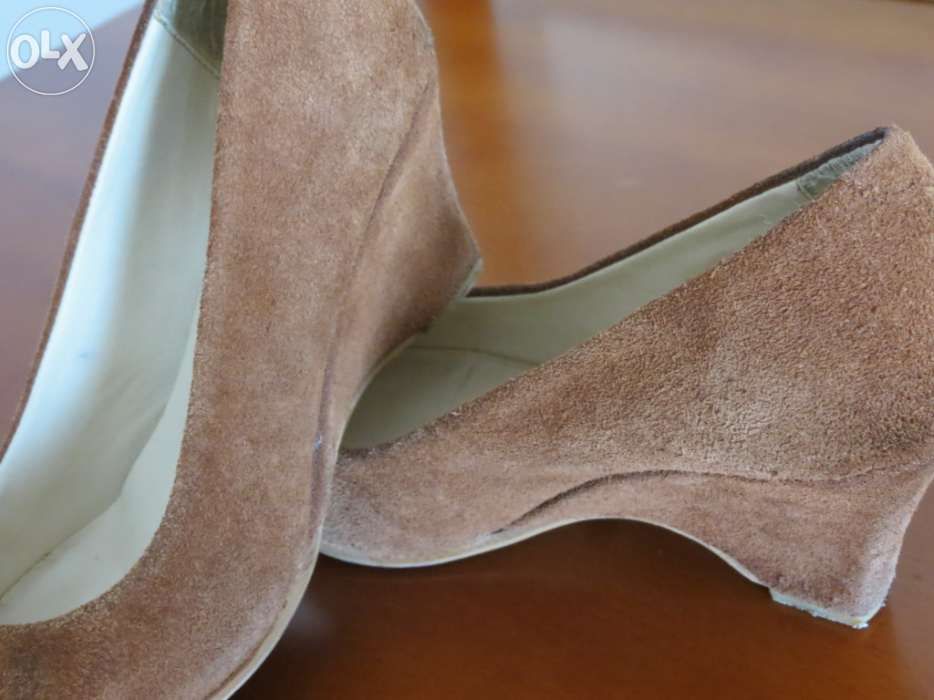 Sapatos cunha camurça castanho - 36