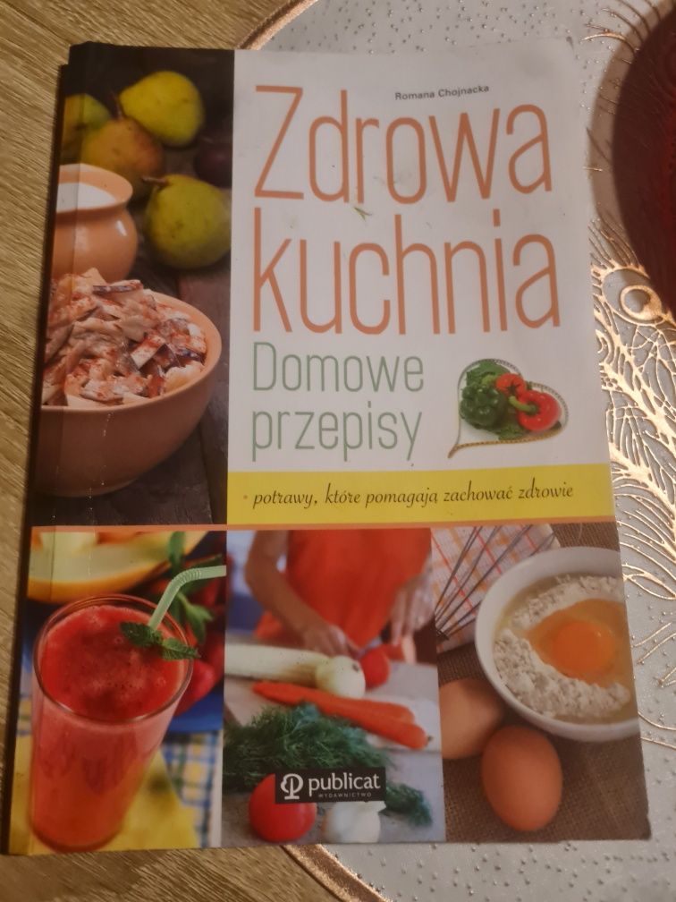 Książka kucharska zdrowa kuchnia domowe przepisy zupy 2 dania  ciasta