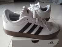 Ténis Adidas  N⁰38 Novas
