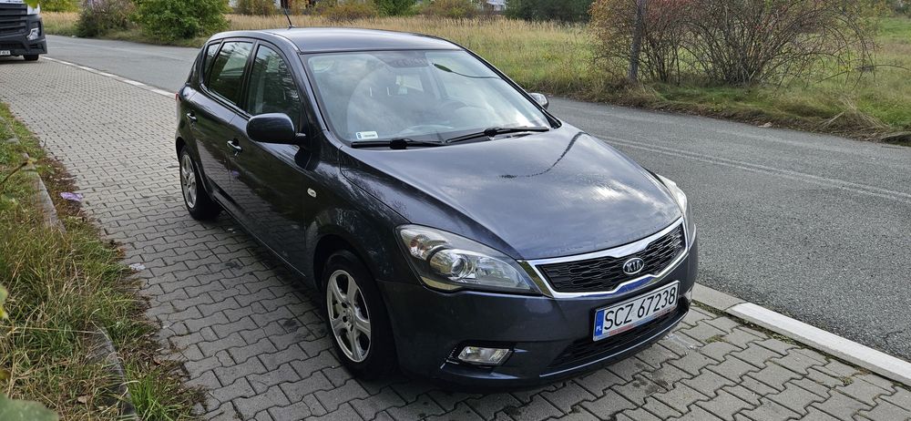 Kia Ceed 1.4 Lift Opłacony Super Stan z Niemiec