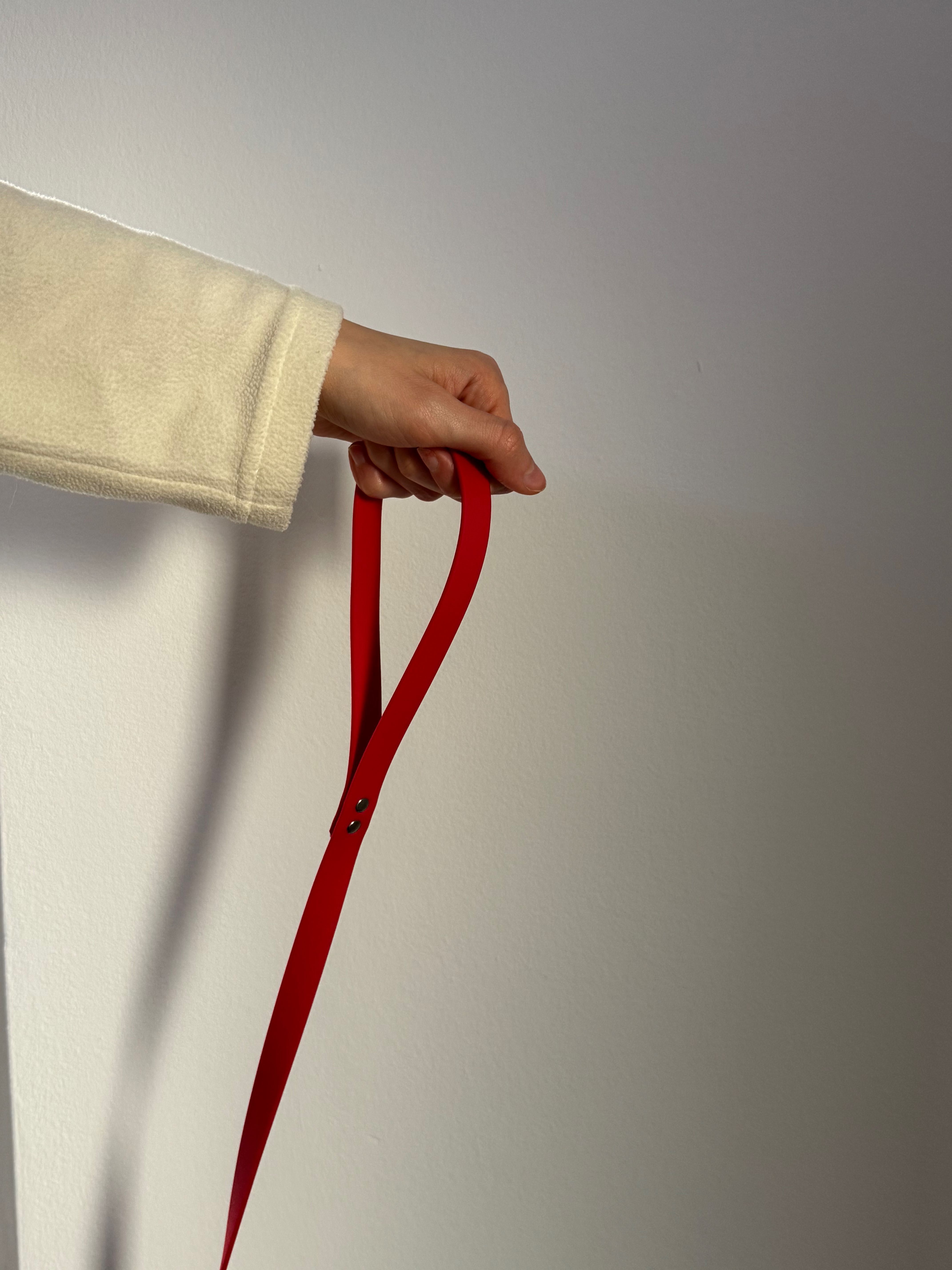 Smycz treningowa, wodoodporna, różne długości, grawer - Winna