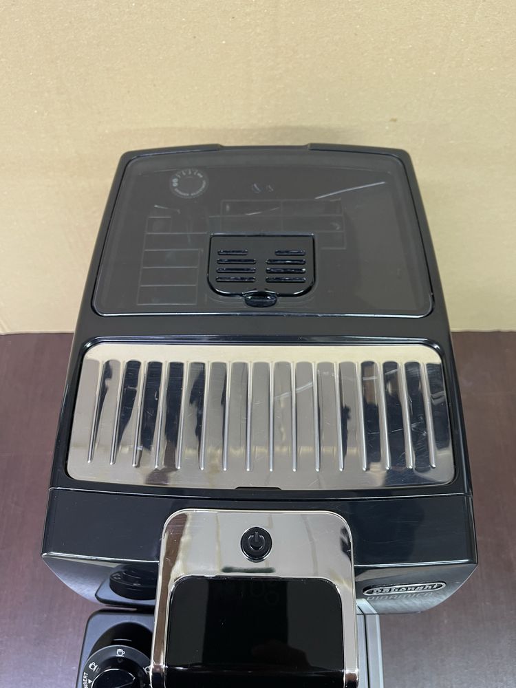 Продам кавомашину Delonghi Dinamica