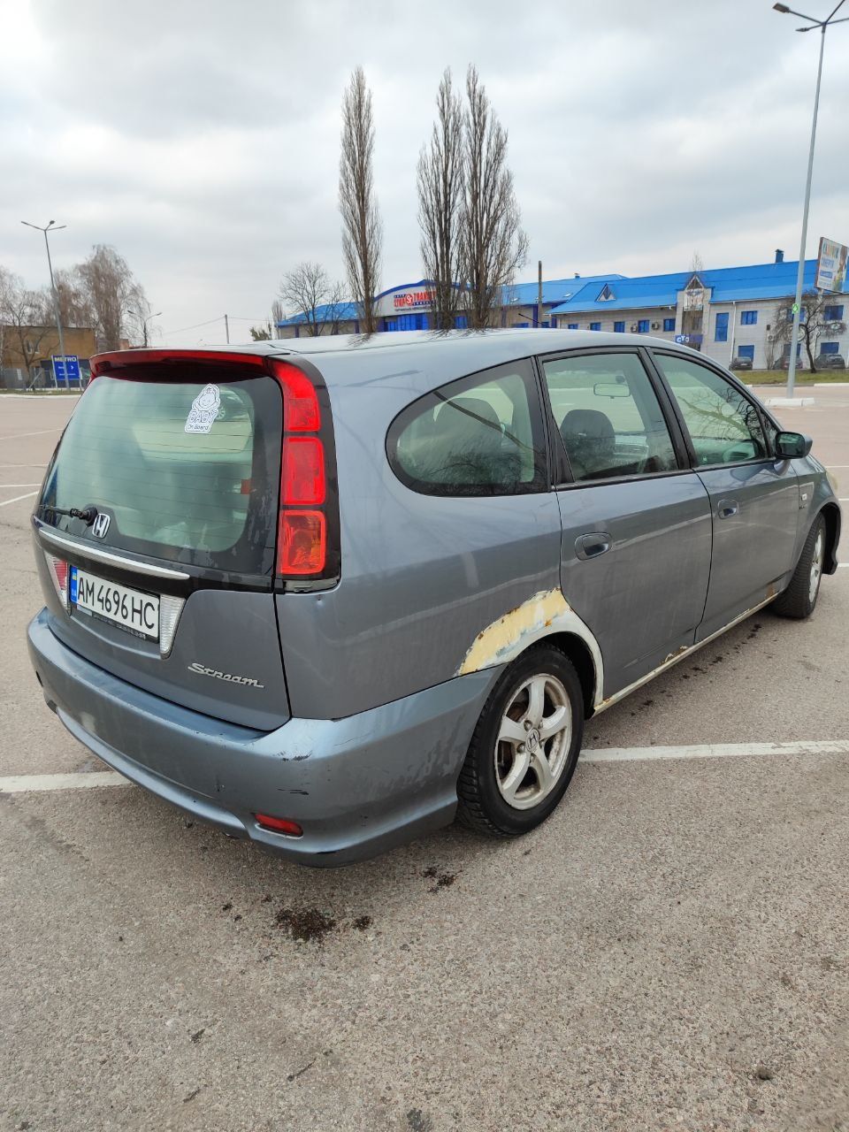 Терміново продам Honda stream 2004