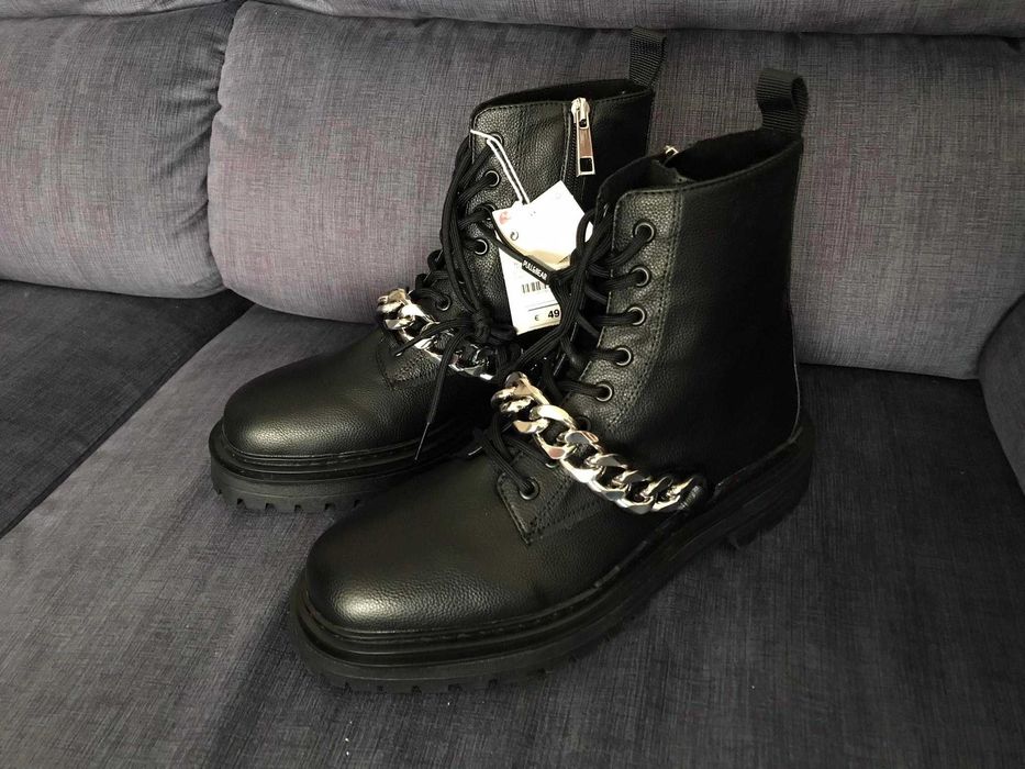 Botas pretas militares botins efeito pele com atacadores mulher