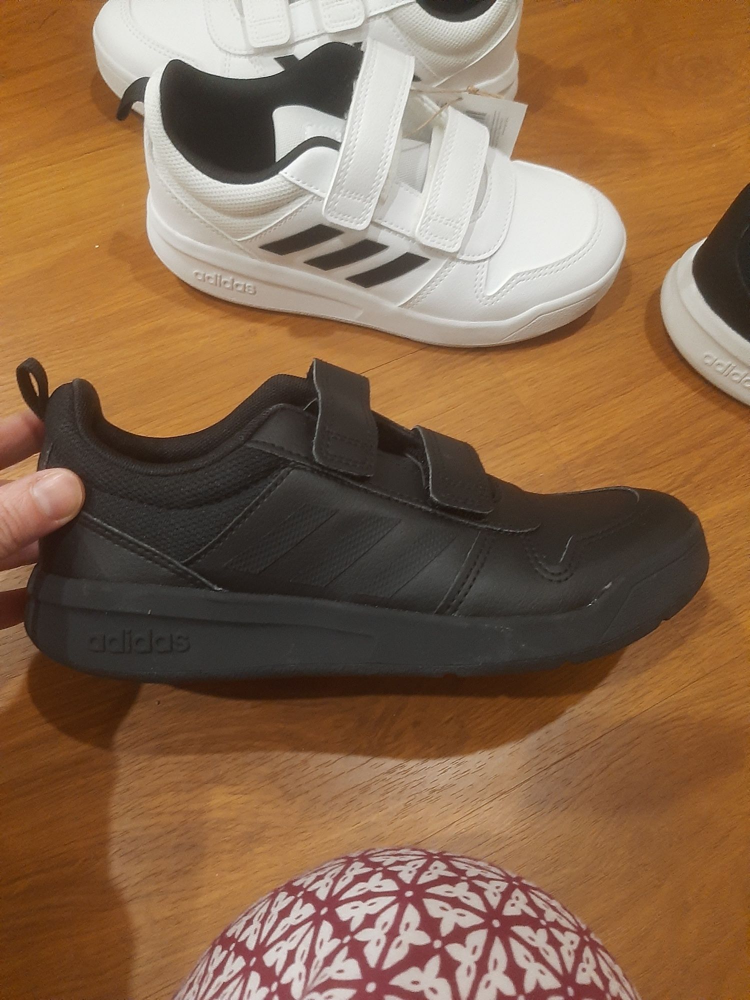 Кроссовки adidas р28,29,30,31,32,33,34,35,36,37,38,39,40 новые кожа ор