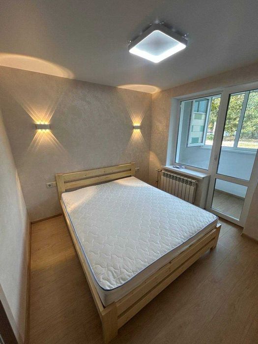 Продам 2-х комн. квартиру в районе ТРЦ Караван, пер. Фестивальный, 16
