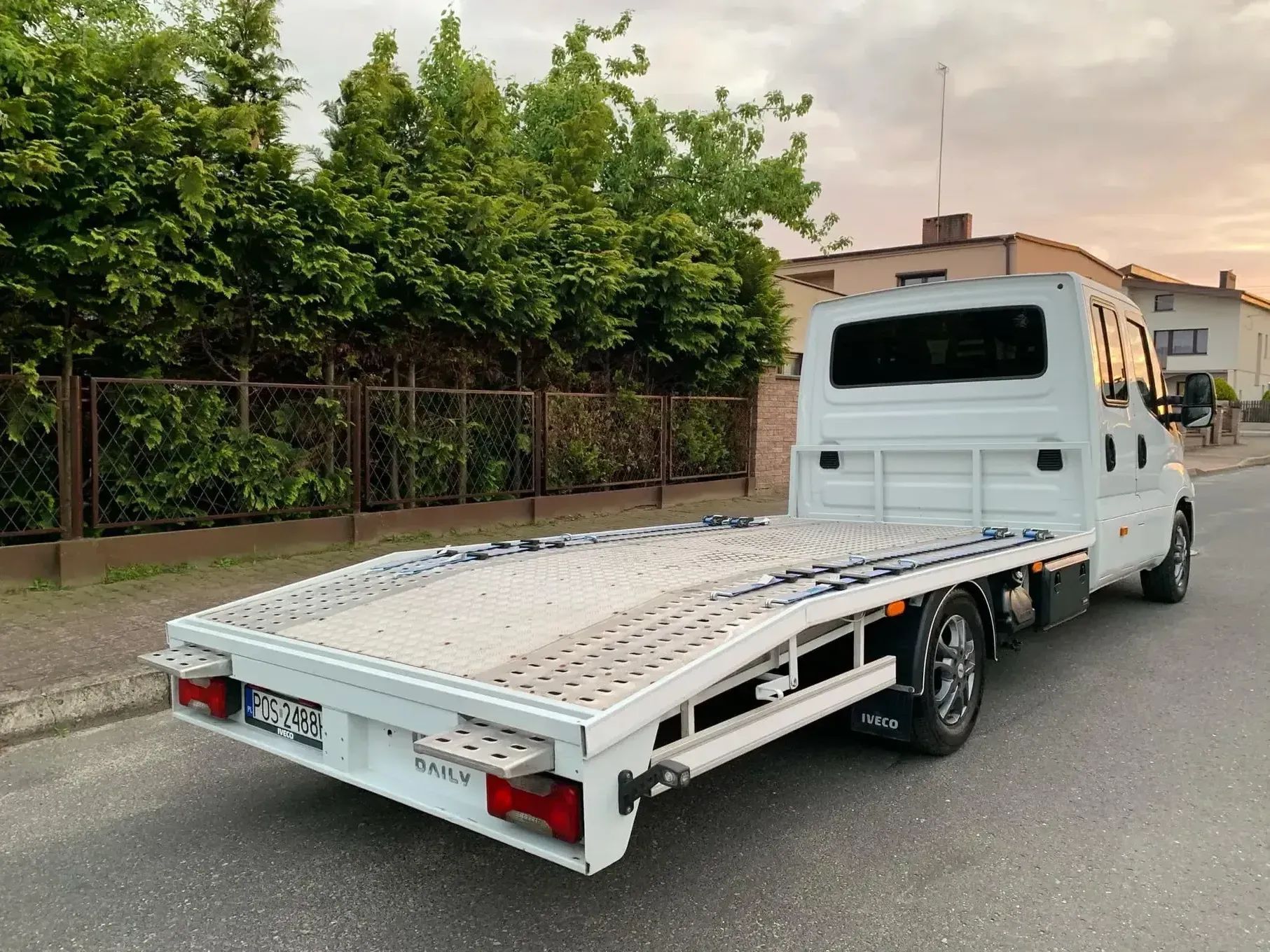 Iveco Daily HI-MATIC _ AUTOLAWETA _ Idealny Stan  _ Dubel Kabina _ 6 Osób, Najazd, Alusy _ Zadbany _ ORYGINAŁ
