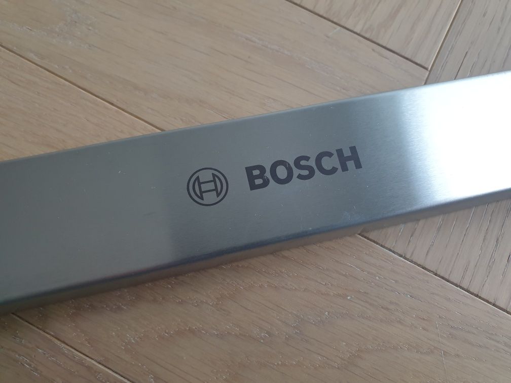 Listwa do okapu Bosch DFL064A52 / DFL064W53 / DFS067A51, Siemens