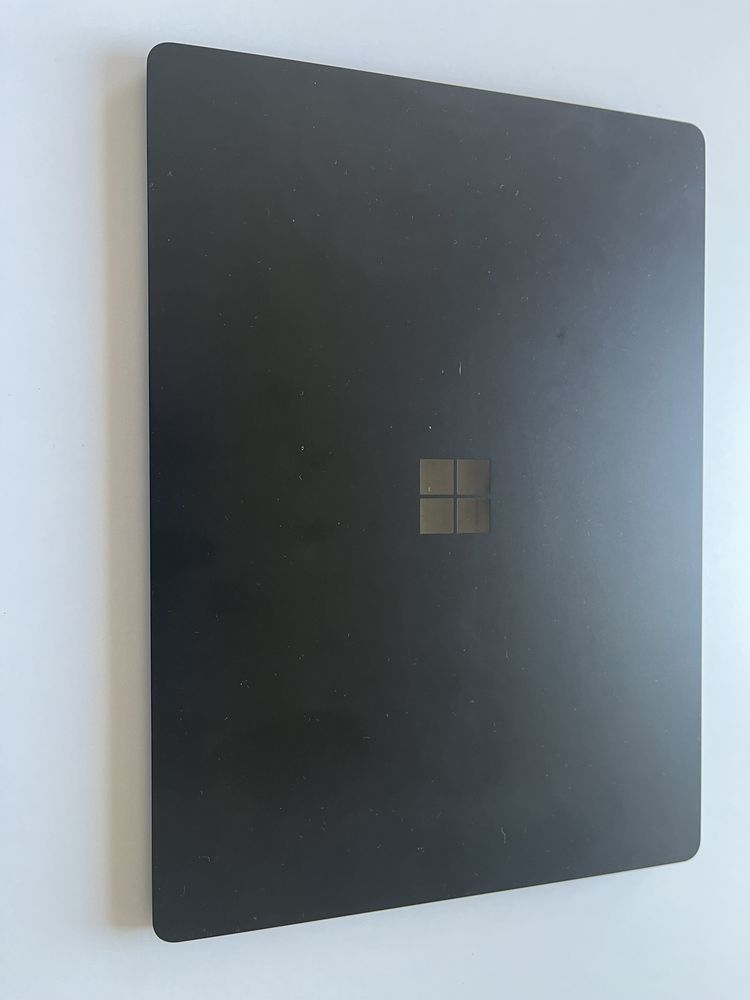Microsoft Surface Laptop 3 i5-1035g7/8/256 dotyk