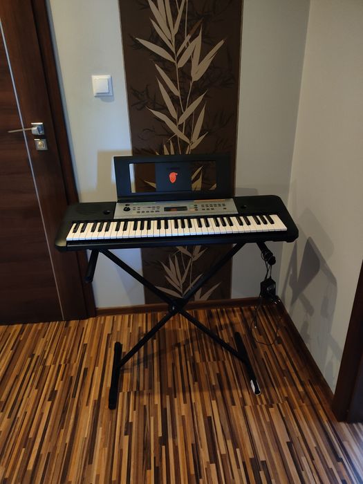 Keyboard  Yamaha