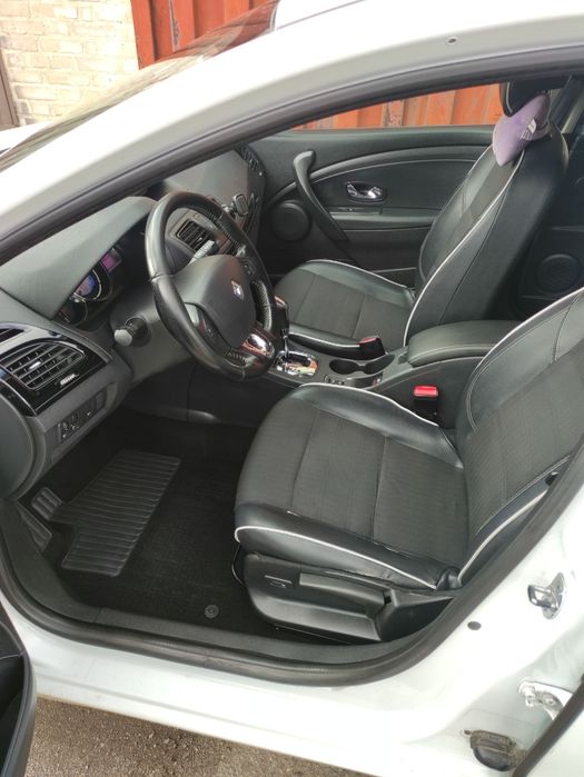 Рено Меган 3 (Renault Megan 3 FL3) 1,5 dci 2014 автомат