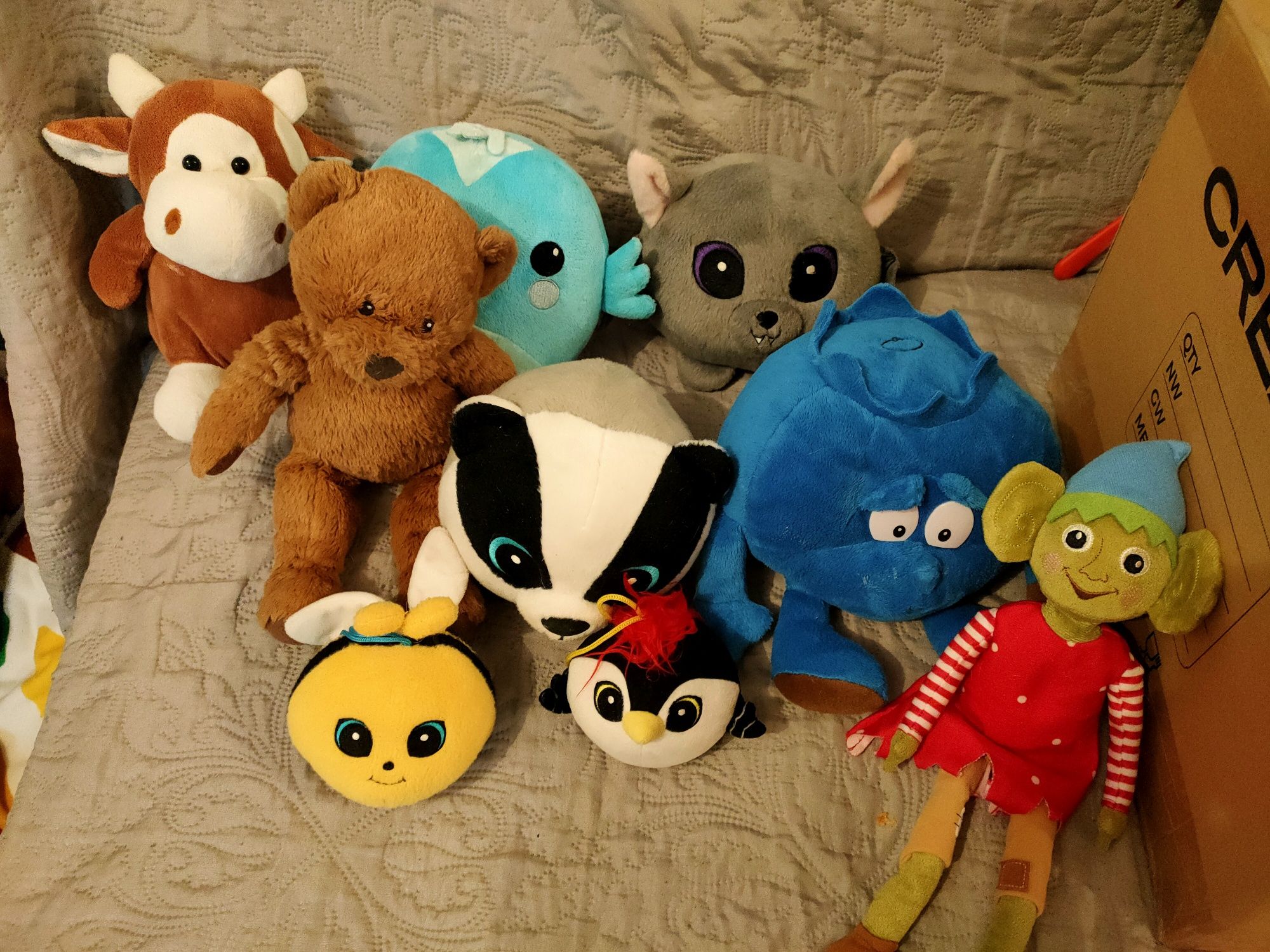 Vários Peluches de bebê