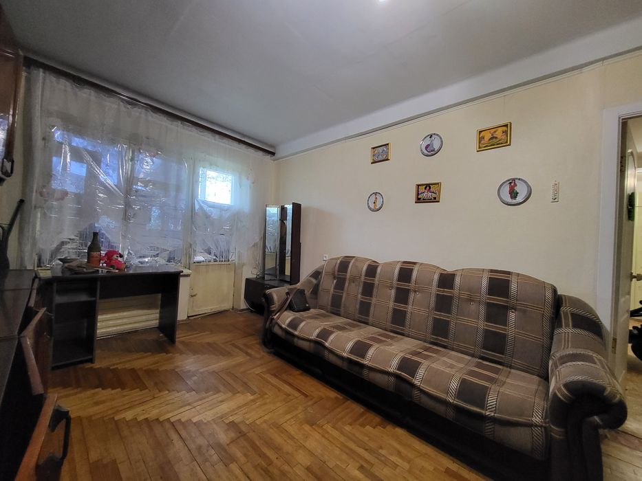 Аренда 2 х комн.кв 3 ий Шевченковский по улице  Авраменко на  3 этаж