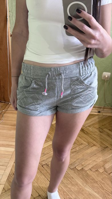 Короткі сірі шорти пума puma xs
