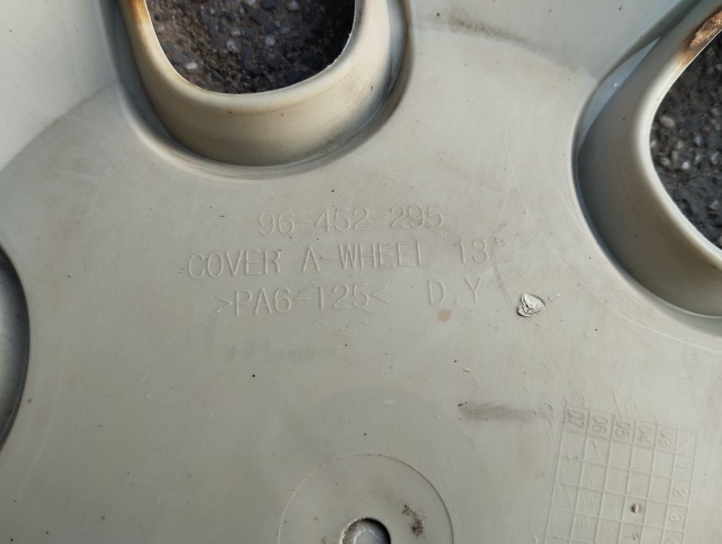Kołpak Chevrolet 13" Aveo cena za sztukę