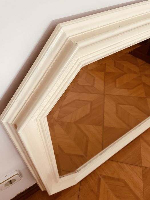 Vendo espelho branco