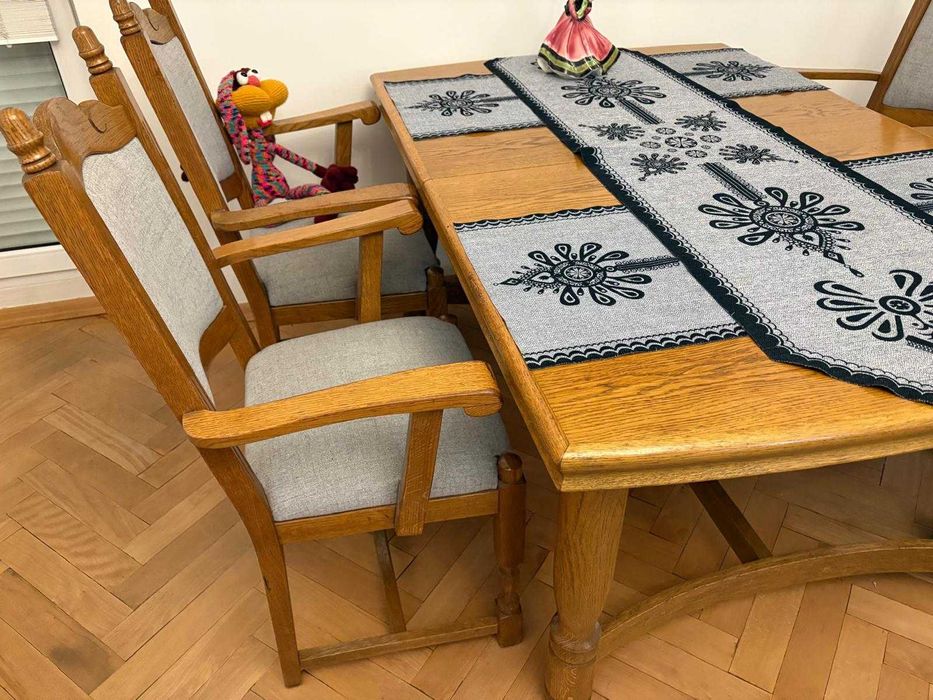 stół i krzesła - dębowe , 6 krzeseł , stół rozkladany 3,5 m