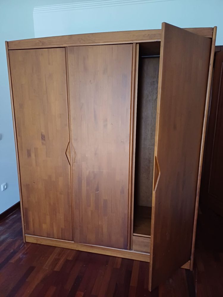 Guarda fatos/Roupeiro