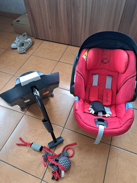 Fotelik z bazą cybex aton 5
