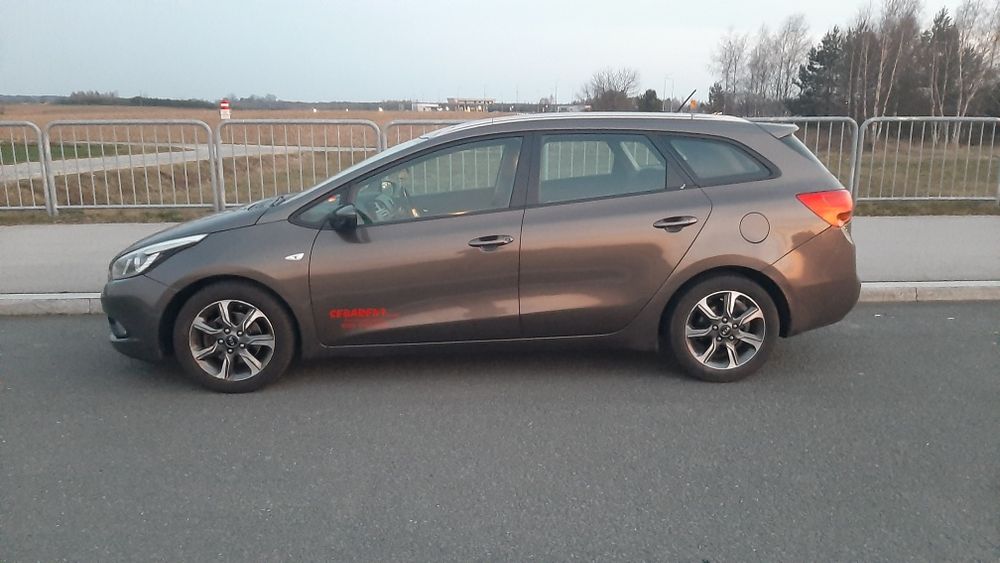 Wypożyczalnia aut bez kaucji 400zł TYDZIEŃ, busy,dostawcze,autolaweta