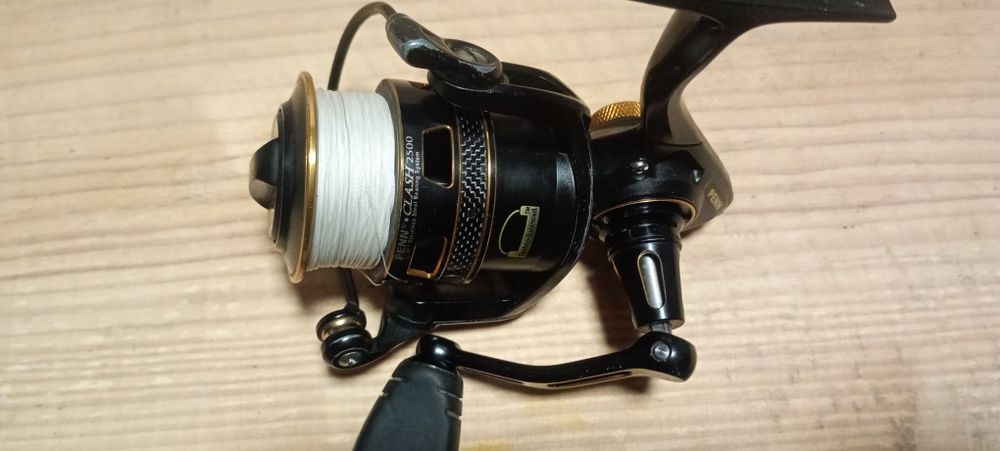 Kołowrotek Penn Clash 3000, 2000