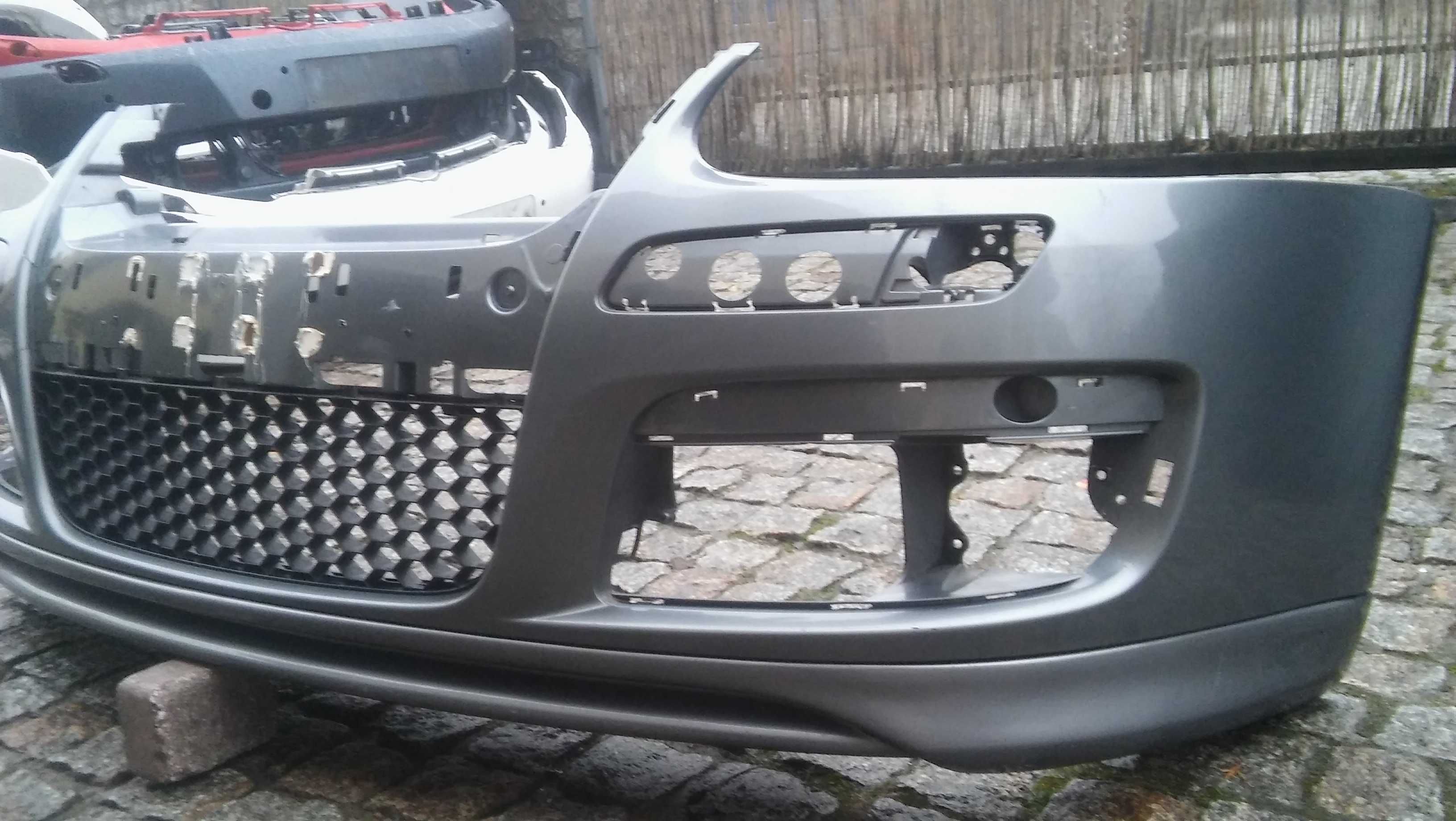 VW Golf 5,V,1K0,od 03r,GTI,zderzak przód,hokej,kratka środe,SZARY=LA7T