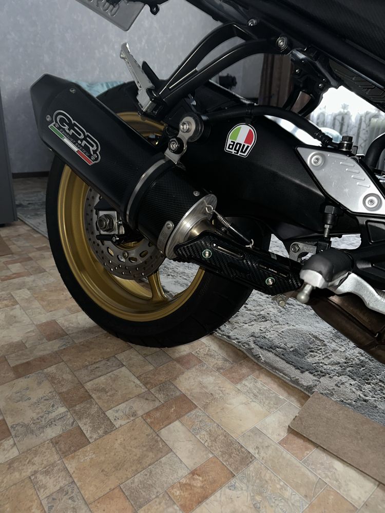 Продам Yamaha fz8