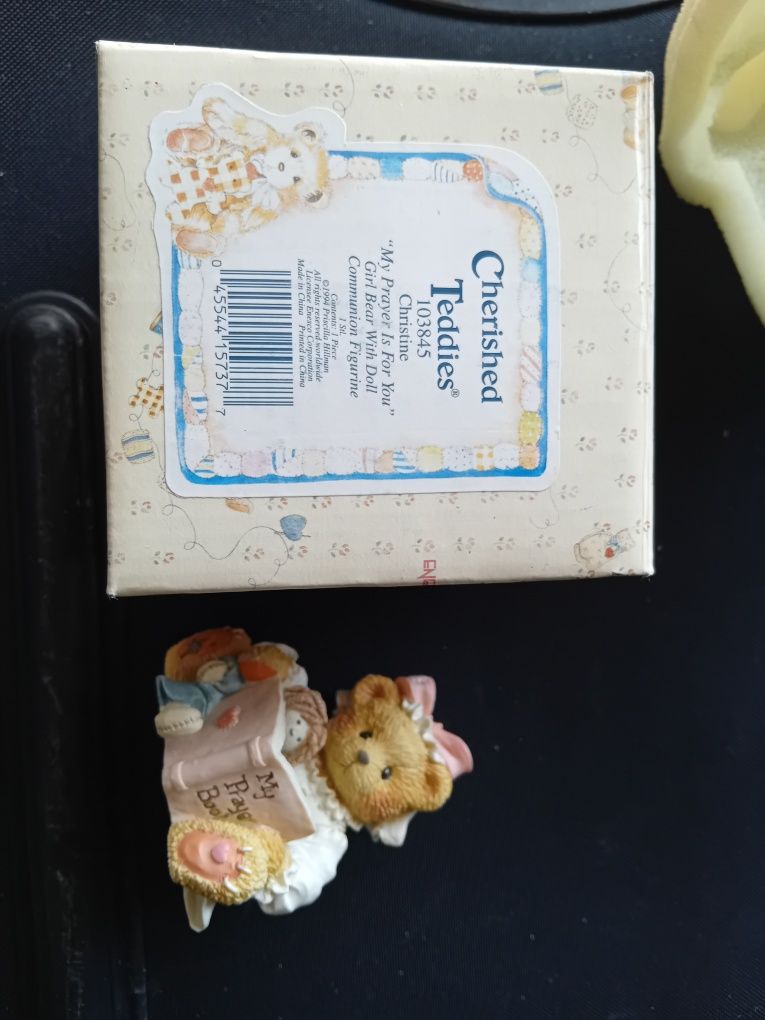 Figurka cherished teddies.  Christine