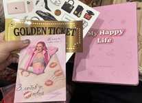 Планер від Candy Superstar з golden ticket, стікерами та автографом