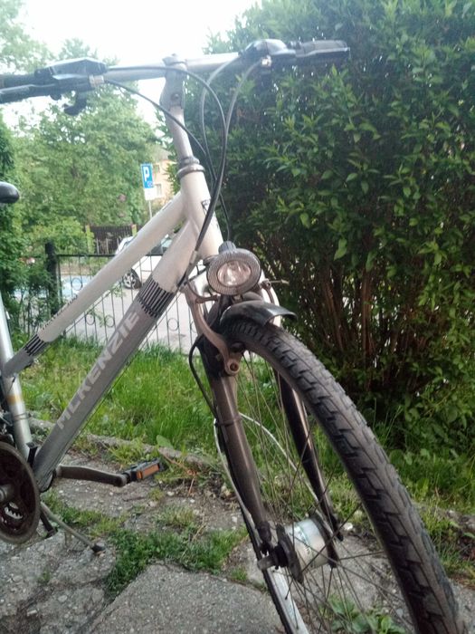 Niemiecki rower trekkingowy damka McKenzie aluminiowa rama 18 koła 28"