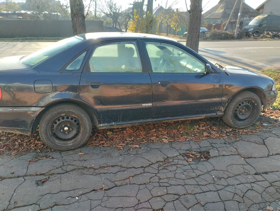 Ауді а4 1.9 на ходу в хорошому стані не розмитнена