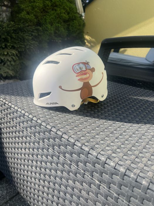 Kask firmy Alpina