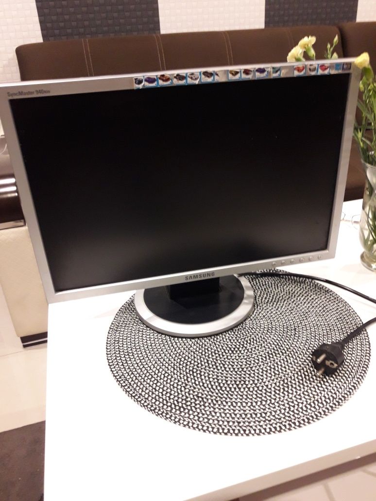 Monitor komputerowy SyncMaster 940 NW