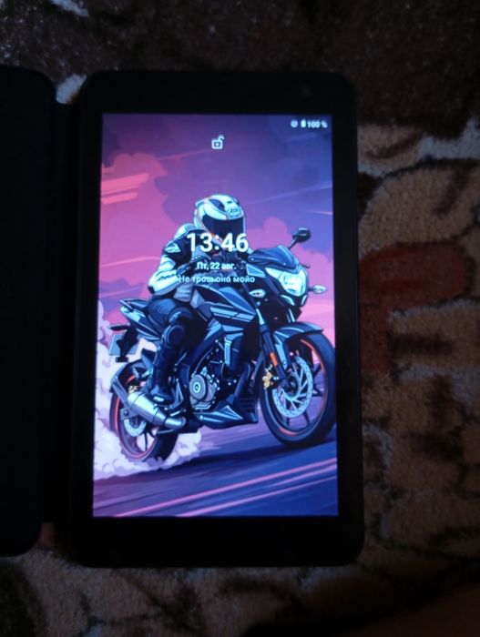 Продам планшет pritom p7