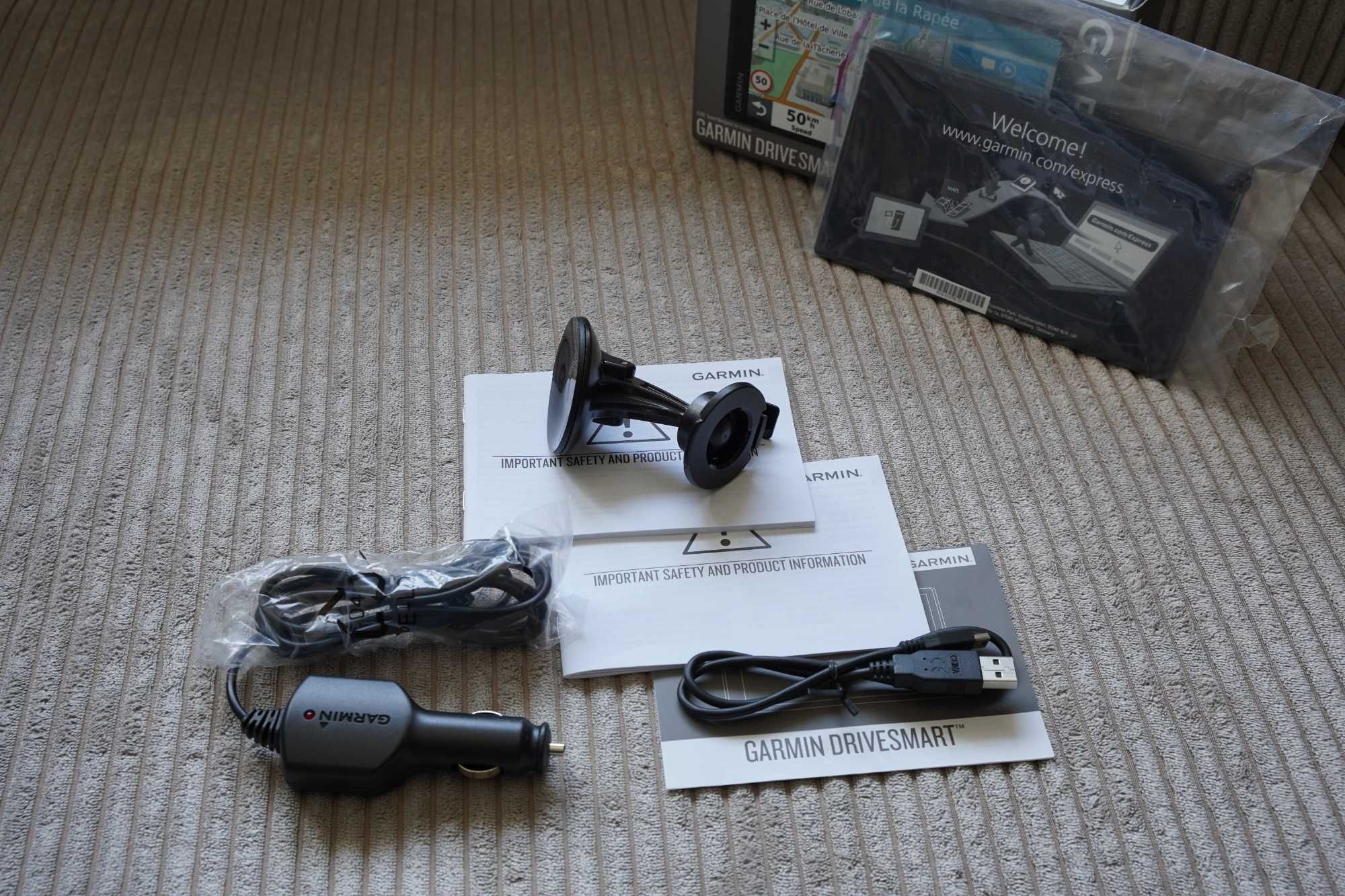 Nawigacja Garmin Drive Smart 65 &live traffic 6.95"