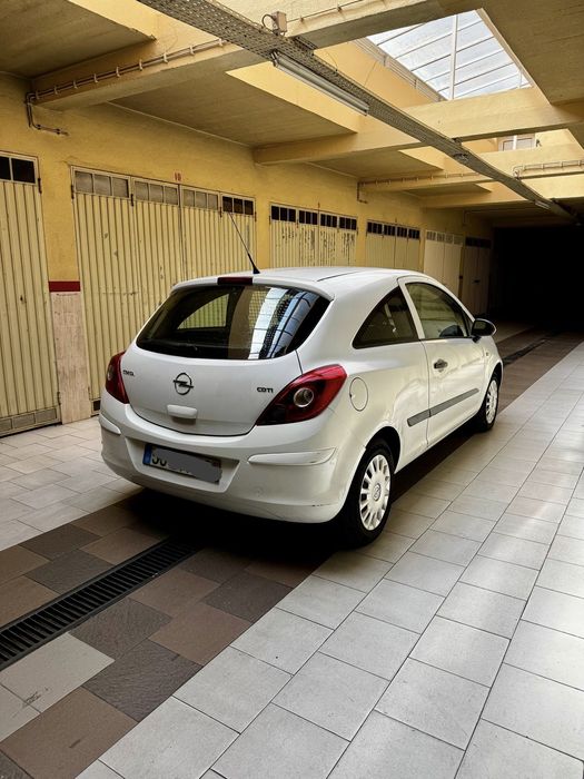 Opel corsa D comercial 1.3 CDTI