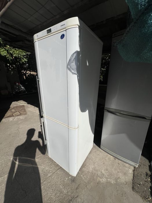 Холодильник Samsung RL28DATS/TW