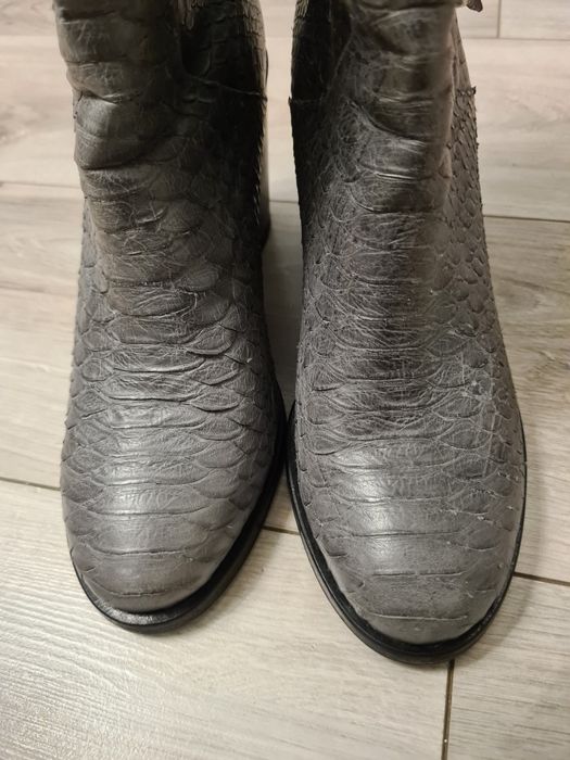 Чоботи казаки сірі 40 р.