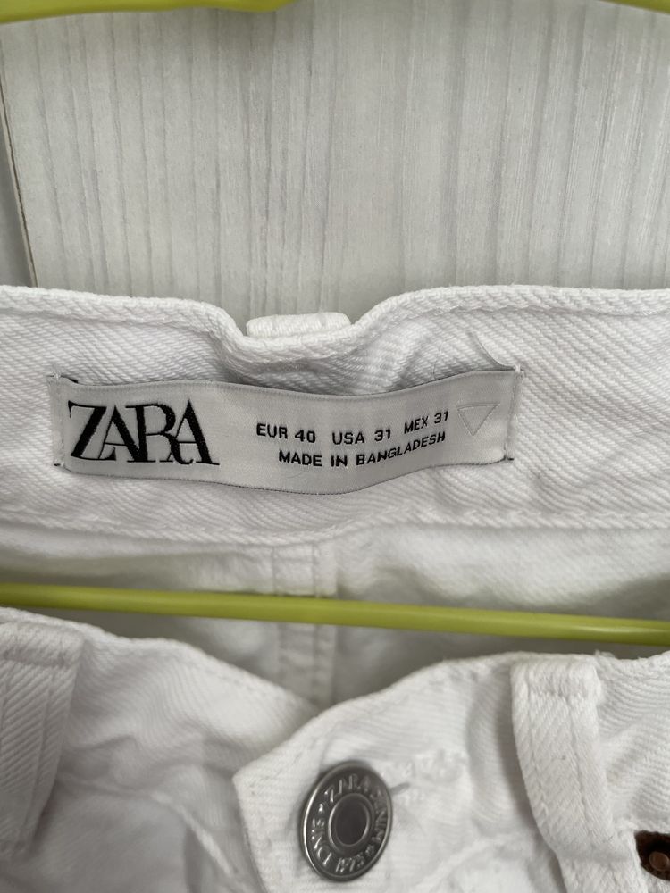 Джинси Zara