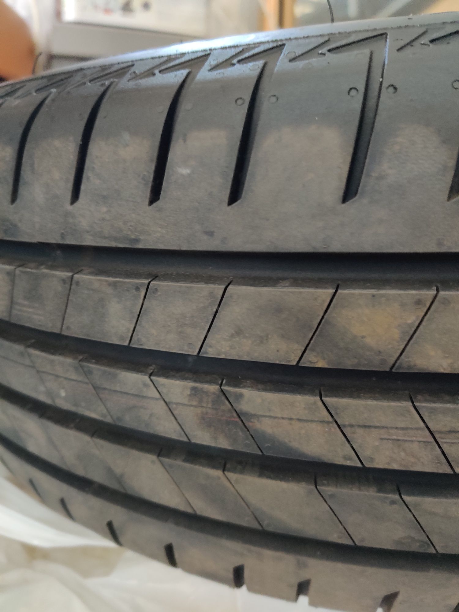 Komplet opon Bridgestone 215/60/R17 Turanza