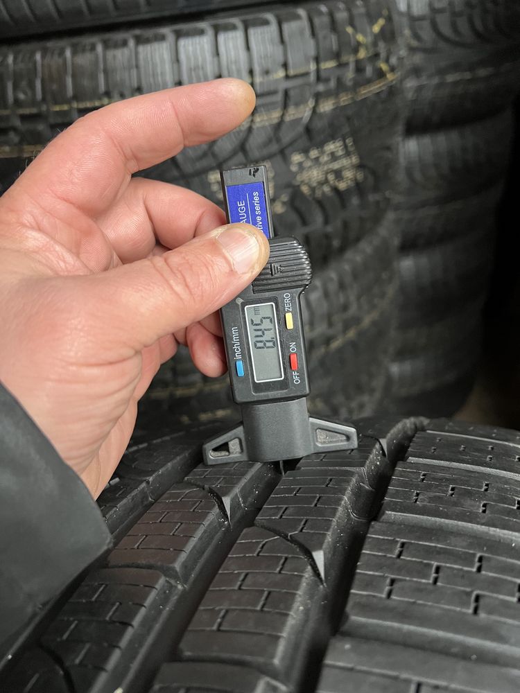 285/35/20+275/35/20 R20 Pirelli Sottozero Winter 240 4шт зима