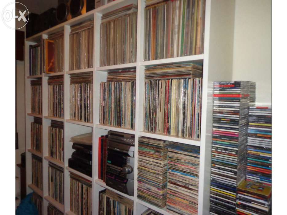 Cerca de 2000 discos de vinil